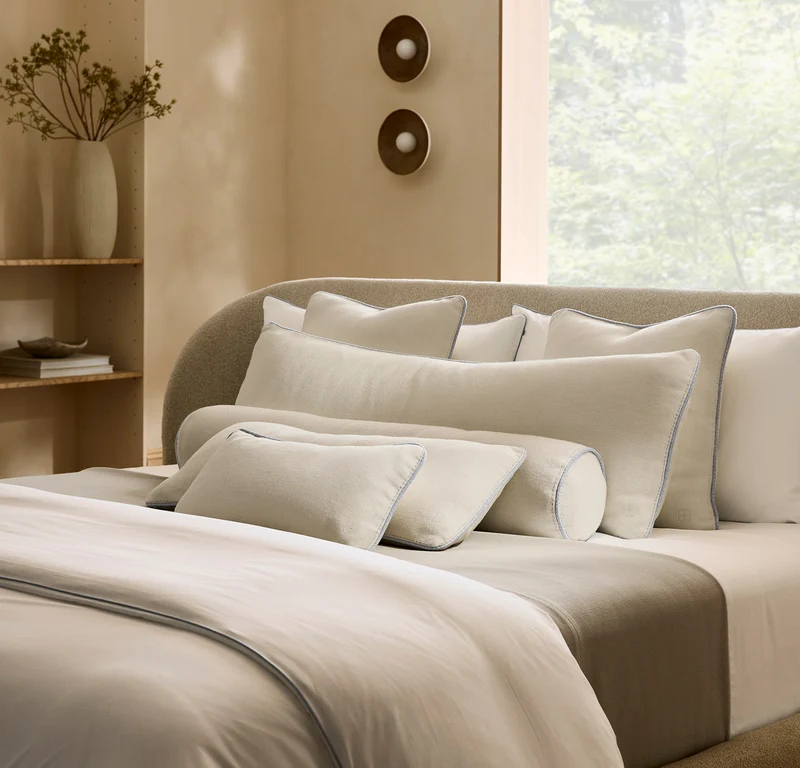 Threadmark Pillow Cover (Lumbar) - Soft White/Melange Shore