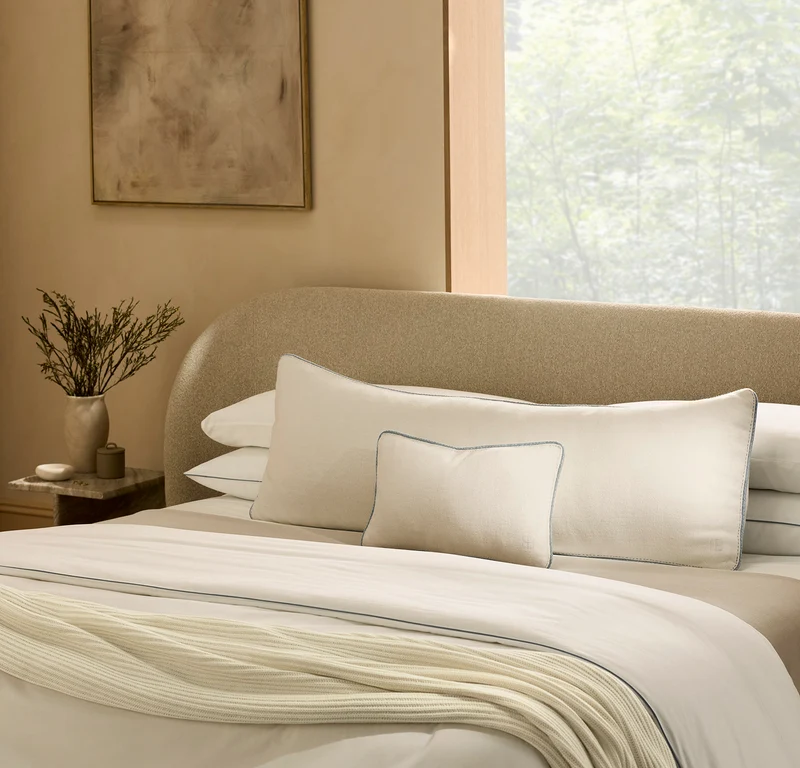 Threadmark Pillow Cover (Petite Lumbar) - Soft White/Melange Shore