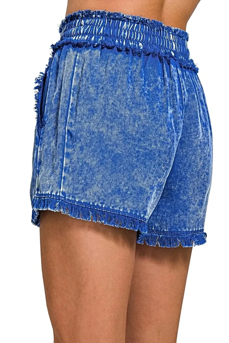 Zenana Mineral Shorts met gerafelde zoom en wassing
