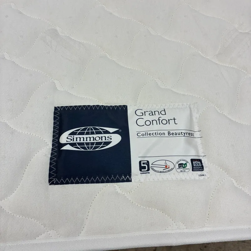 Boxspringbett inklusive Matratze 150x200 Polsterbett Creme Gebraucht