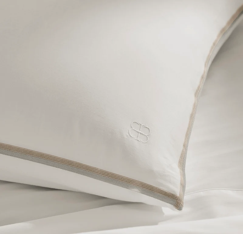 Signature Embellished Duvet Set - White/Pewter/Oak Trielle