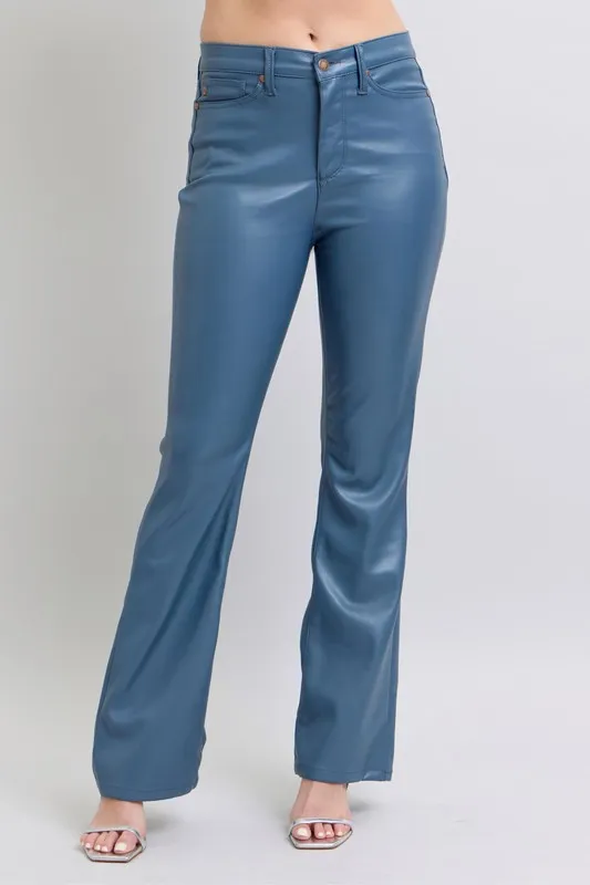 Judy Blue Full Size High Waist Bellow Corrigerende Bootcut Broek van imitatieleer in grote maten