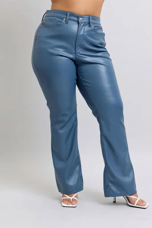 Judy Blue Full Size High Waist Bellow Corrigerende Bootcut Broek van imitatieleer in grote maten