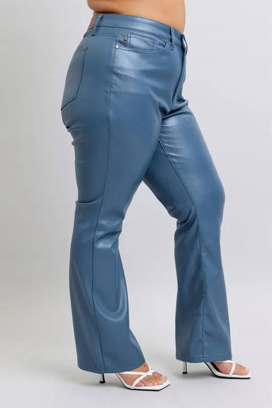 Judy Blue Full Size High Waist Bellow Corrigerende Bootcut Broek van imitatieleer in grote maten