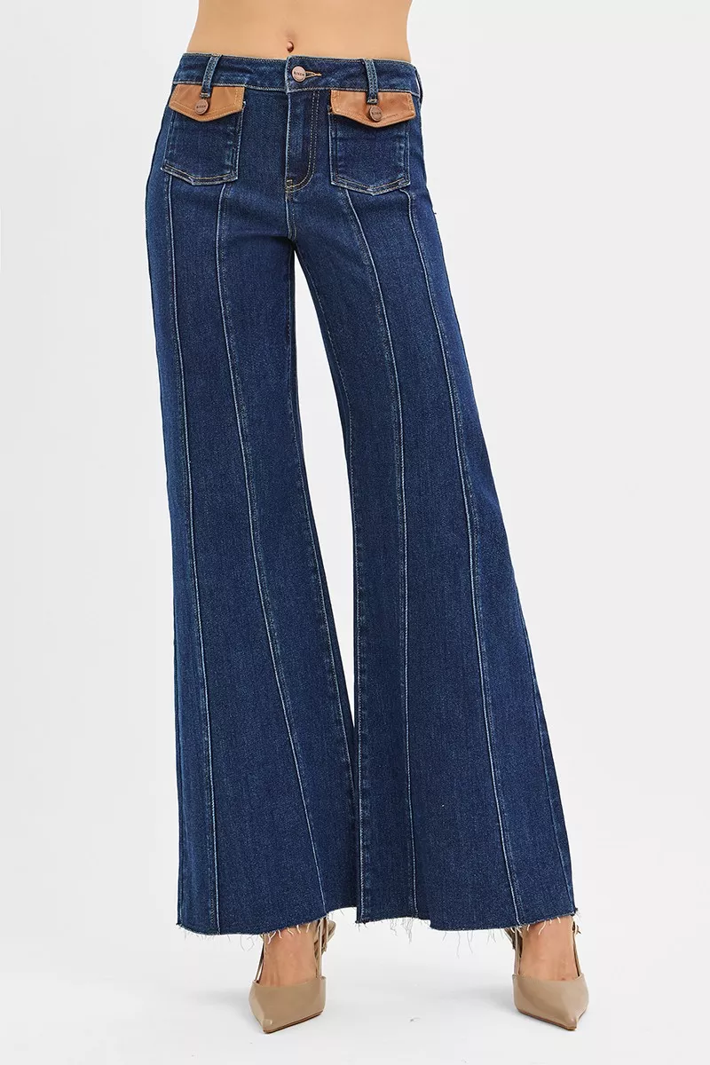 RISEN High Rise Wide Flare Jeans met leren voorzakdetails