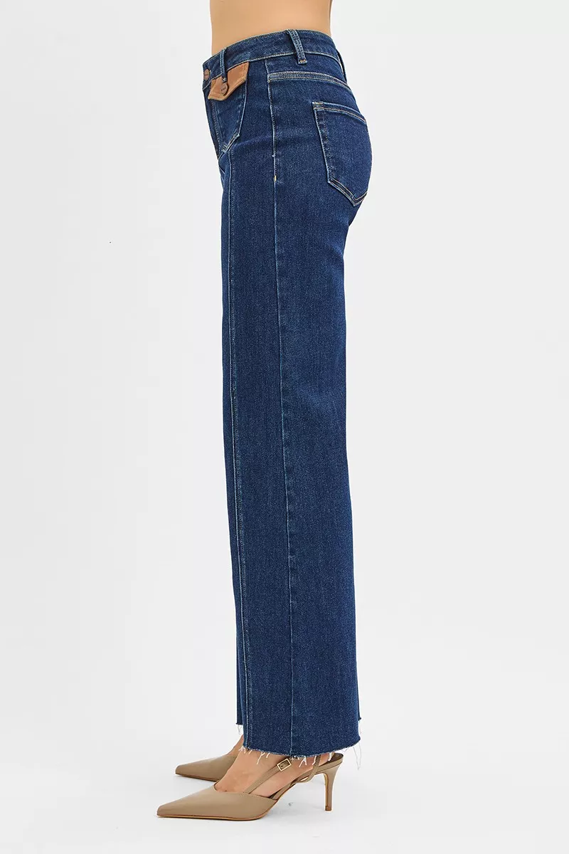 RISEN High Rise Wide Flare Jeans met leren voorzakdetails