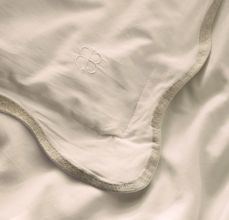 Signature Embellished Duvet Set - Cream/Sand Curved Edge