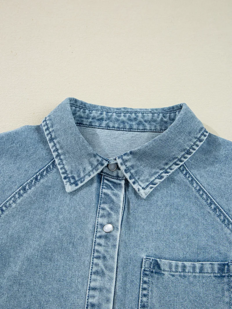Mini-jurk van denim met geplooide manchetten en wijde pijpen