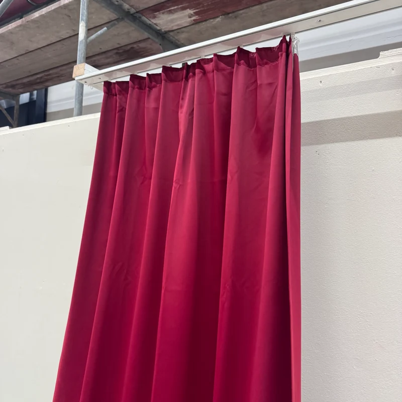Gardine Dunkelrot 285x275 Verdunkler Vorhang Gebraucht