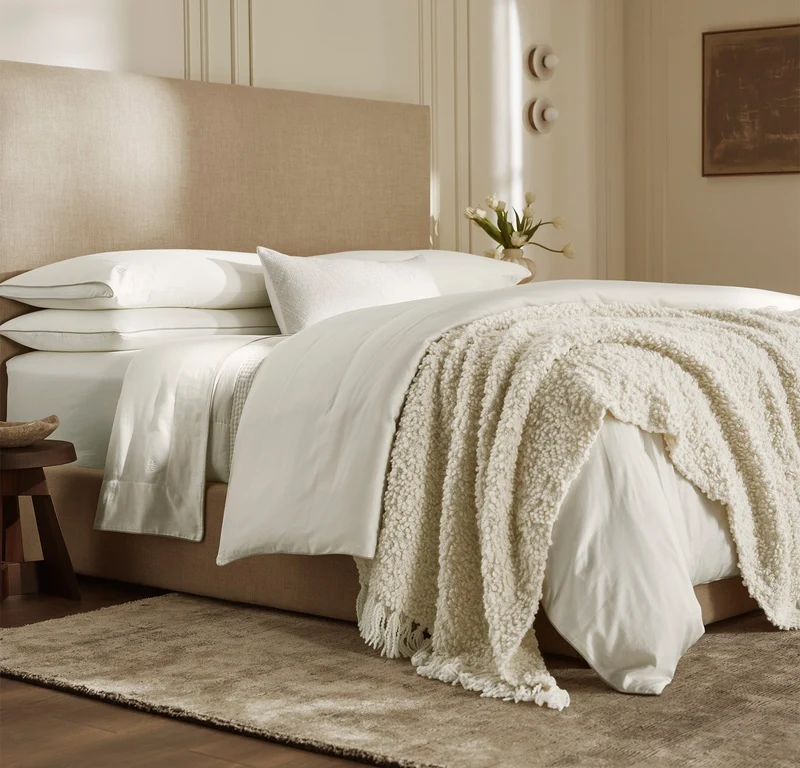 Cozy Boucle Throw Blanket - Cream