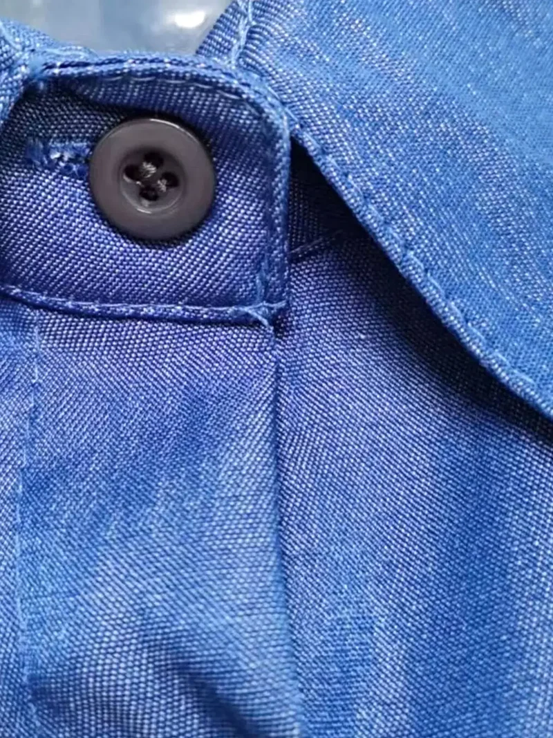 Maxi-jurk met knoopsluiting, zakken en zijsplit - Elegante denim