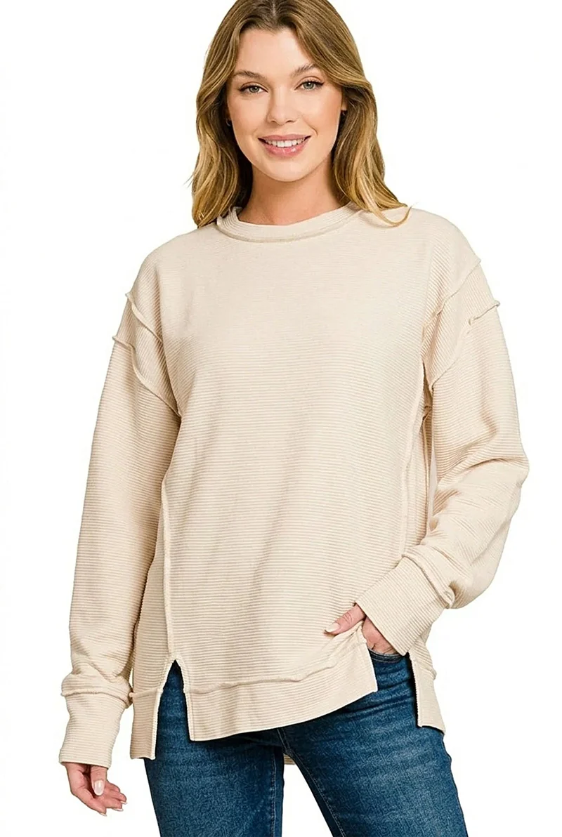 Trendy, gebleekte sweater met dubbele ribboord en zichtbare naden - Stoere, casual stijl
