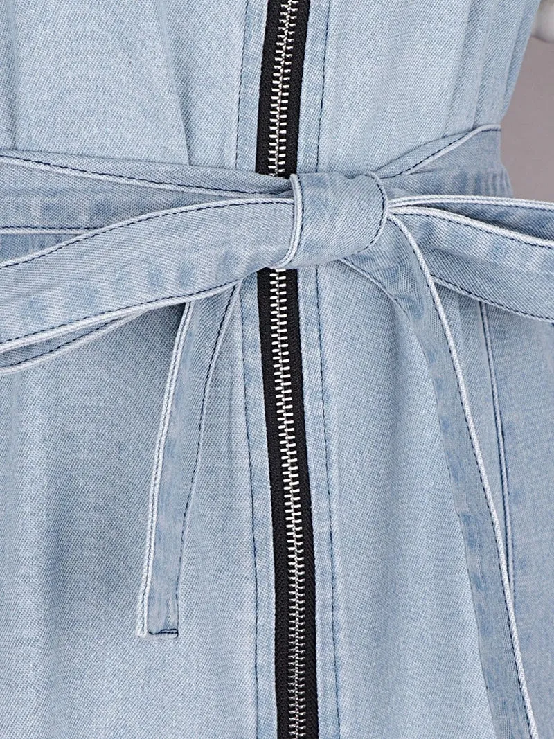 Elegante denim jurk met ritssluiting aan de voorkant en zakken | Stijlvolle korte mouwen en licht elastische stof