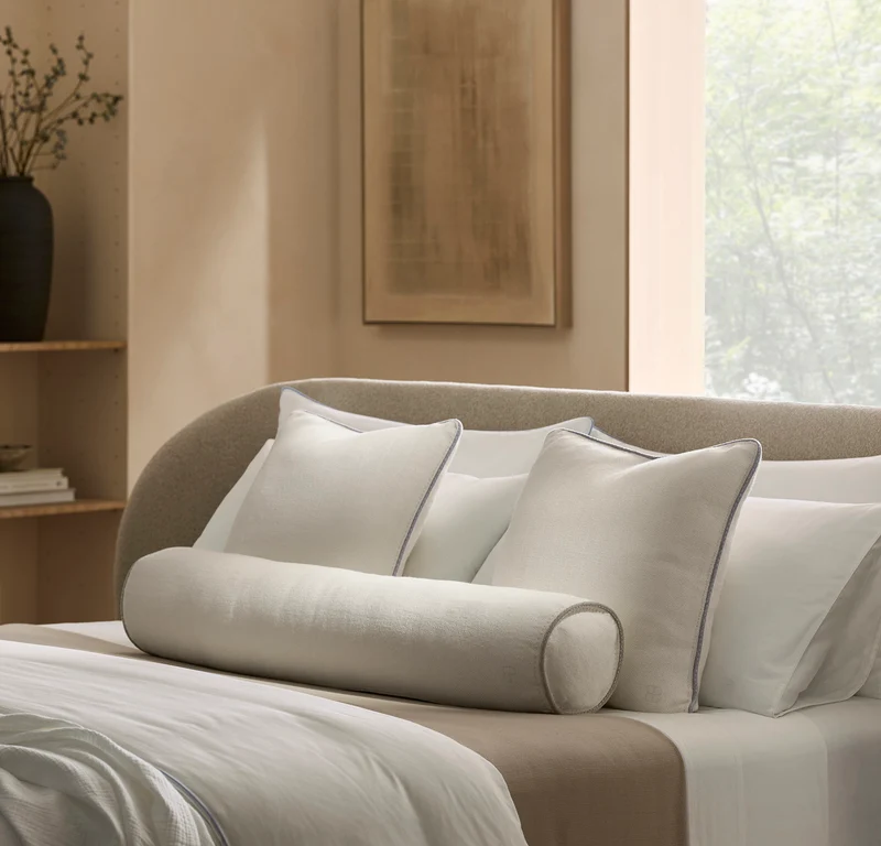 Threadmark Pillow Cover (22x22) - Soft White/Melange Shore