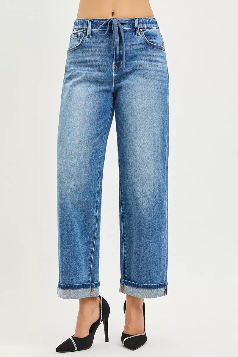 RISEN jeans met elastische band, slouch model en enkellengte, boyfriend model en omgeslagen zoom.