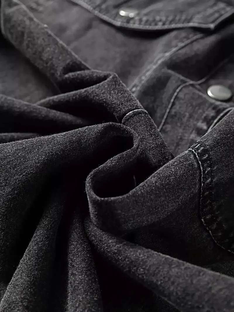 Denim overhemdjurk met borstzak en onafgewerkte zoom - 100% katoen, losse pasvorm