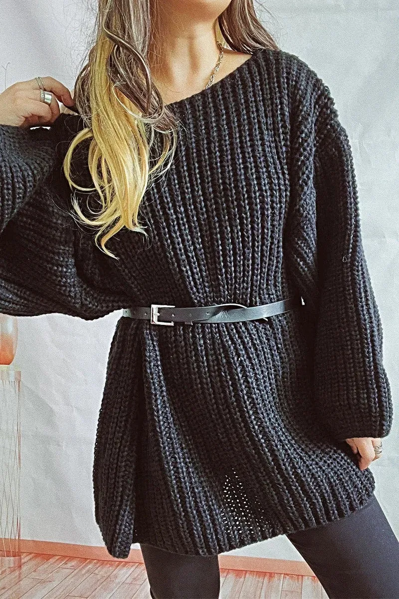 Comfortabele mini-trui-jurk met riem, boothals en verlaagde schouders, met een gemiddelde stretch.