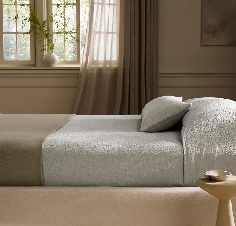 Dappled Vela Classic Coverlet - Mist