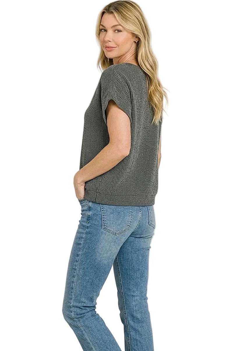 Houtskoolkleurig gestreept T-shirt met korte mouwen - Zachte gebreide stof, comfortabele pasvorm, klassieke ronde hals