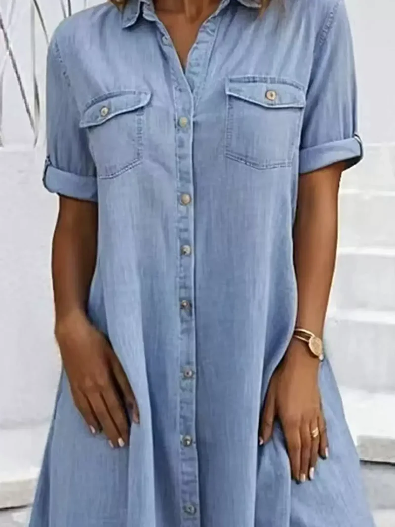 Denim jurk met knoopsluiting aan de voorkant voor dames, korte mouwen en zakken, klassieke stijl