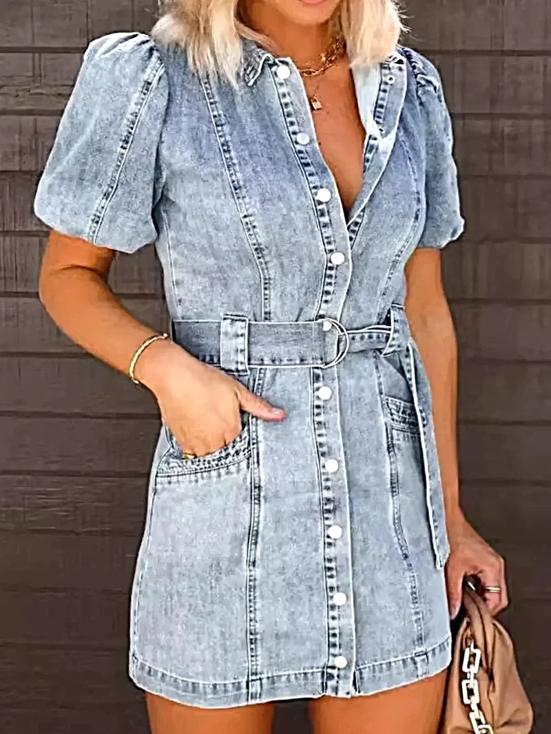 Luxe denim overhemdjurk met knoopsluiting, pofmouwen en riem - 85% katoenmix