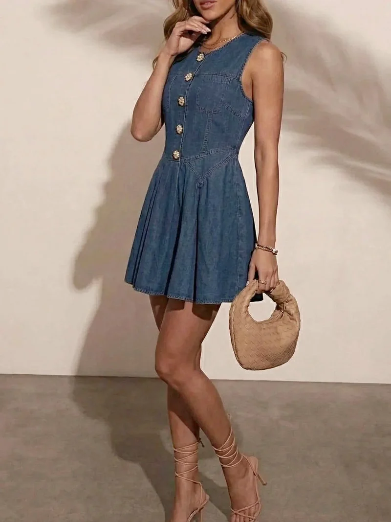Elegante mouwloze denimjurk met decoratieve knopen en ritssluiting - 95% katoenmix