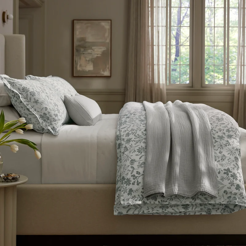 Signature Hemmed Duvet Set - Shore Botanical