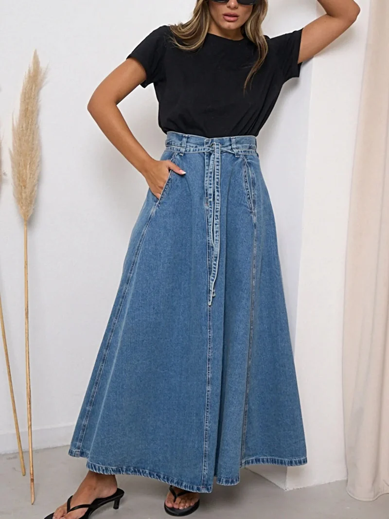 Luxe denim rok met hoge taille en riem, 95% katoen, niet elastisch, perfecte pasvorm
