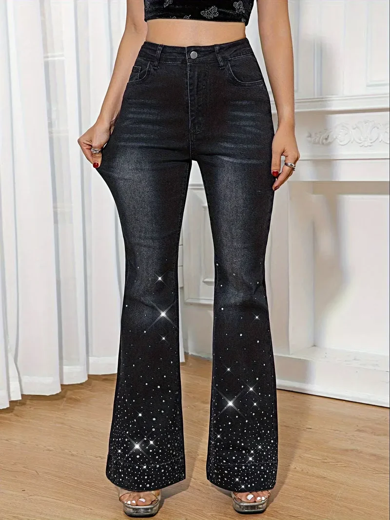 Stijlvolle flared jeans met strasssteentjes voor dames - licht elastisch, met knoopsluiting, trendy design