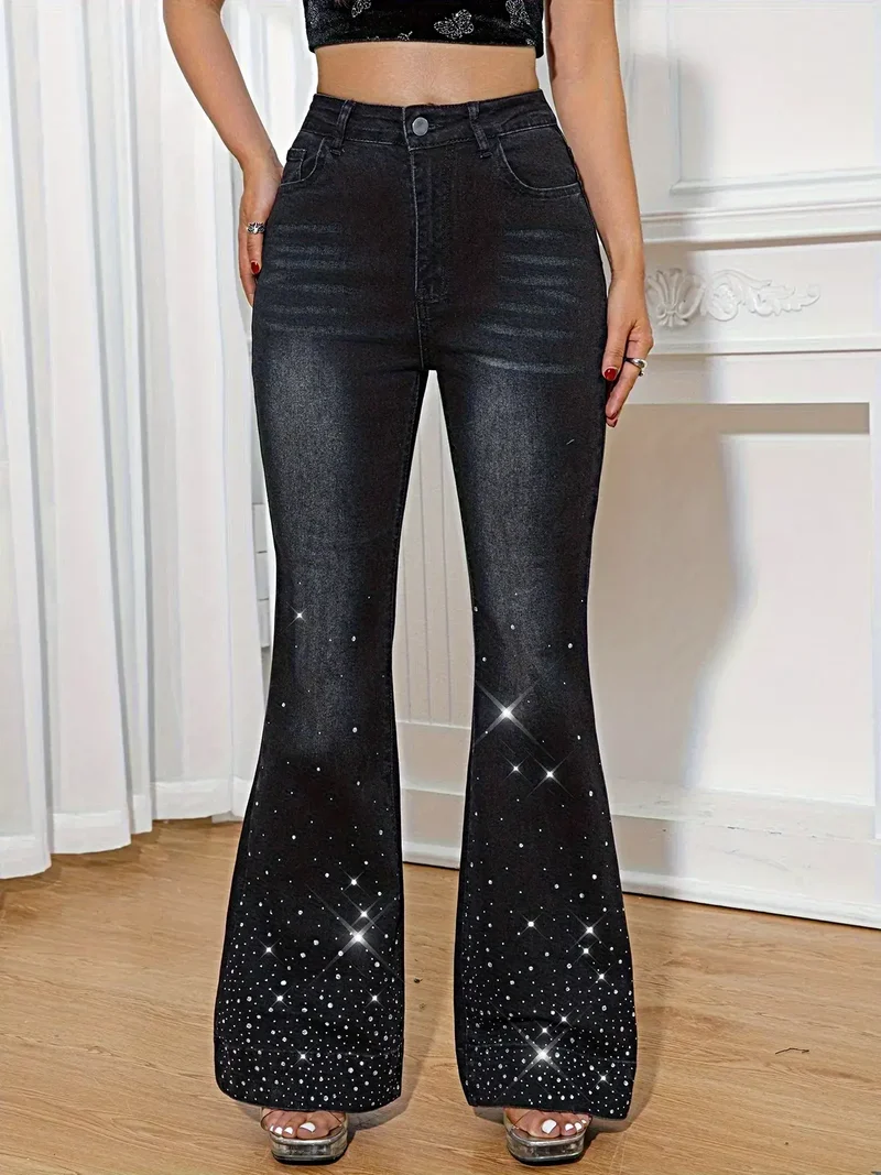 Stijlvolle flared jeans met strasssteentjes voor dames - licht elastisch, met knoopsluiting, trendy design
