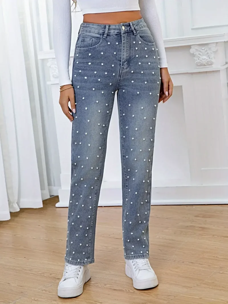 Luxe jeans met hoge taille, versierd met parels, gemaakt van een niet-elastische katoenmix en voorzien van zakken.