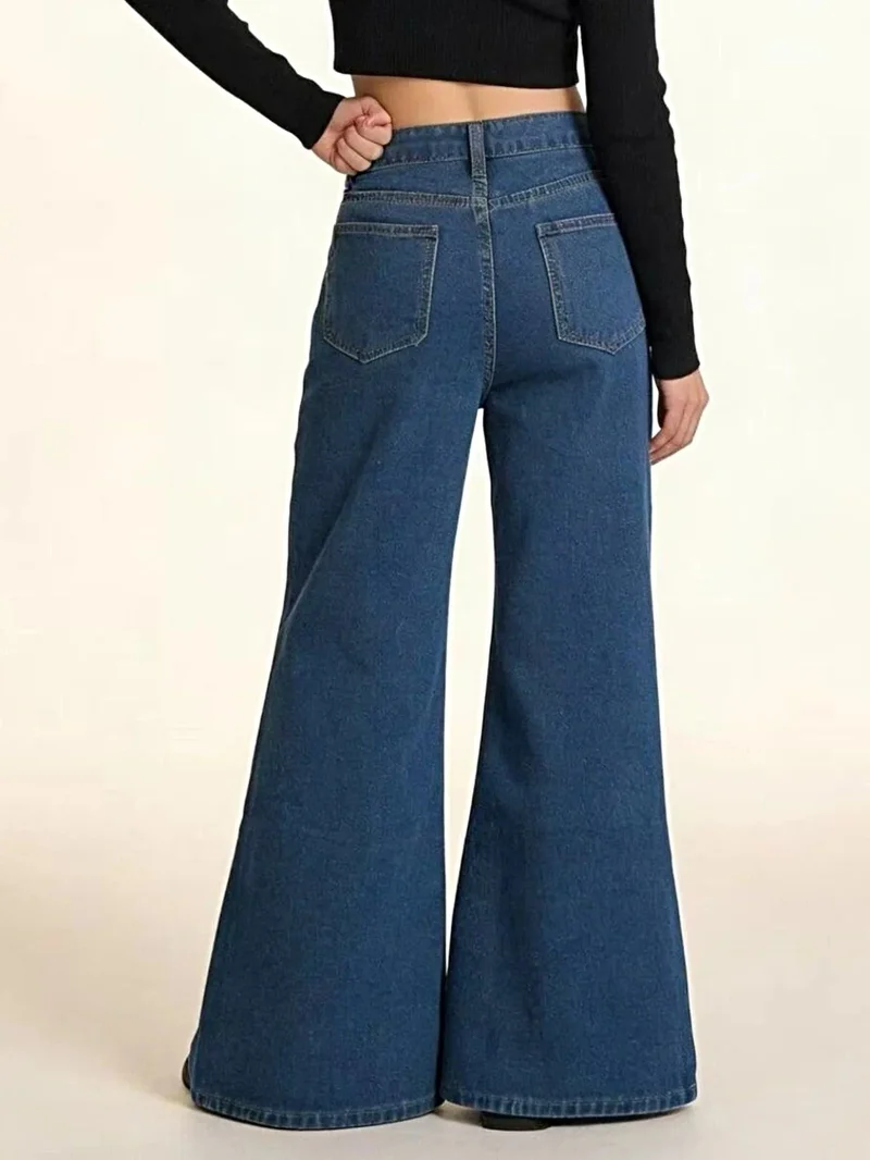 Jeans met hoge taille en uitlopende pijpen