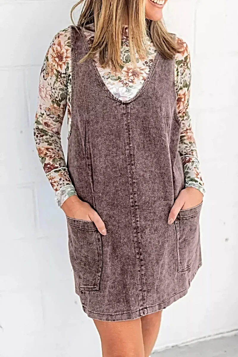Vintage denim overalljurk - Klassieke stijl, 71.5% katoen, een tijdloze klassieker voor je garderobe.