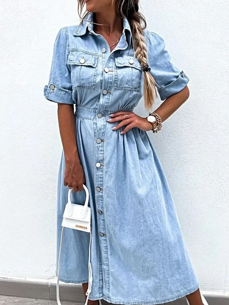 Elegante blousejurk met knoopsluiting, oprolbare mouwen en zakken, ook verkrijgbaar in grote maten.