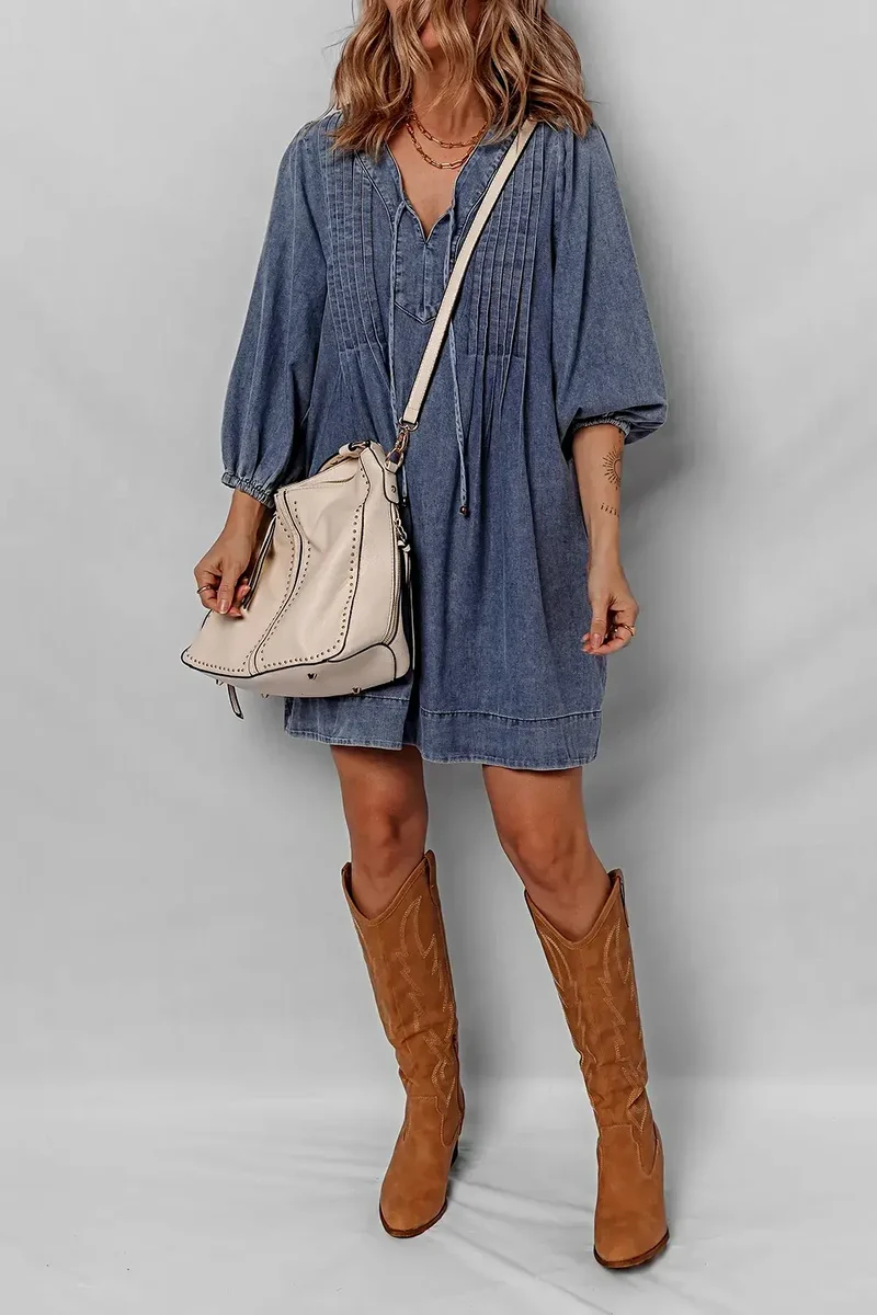 Elegante denim jurk met strik bij de hals en lange mouwen - 100% katoen, licht elastisch, minilengte