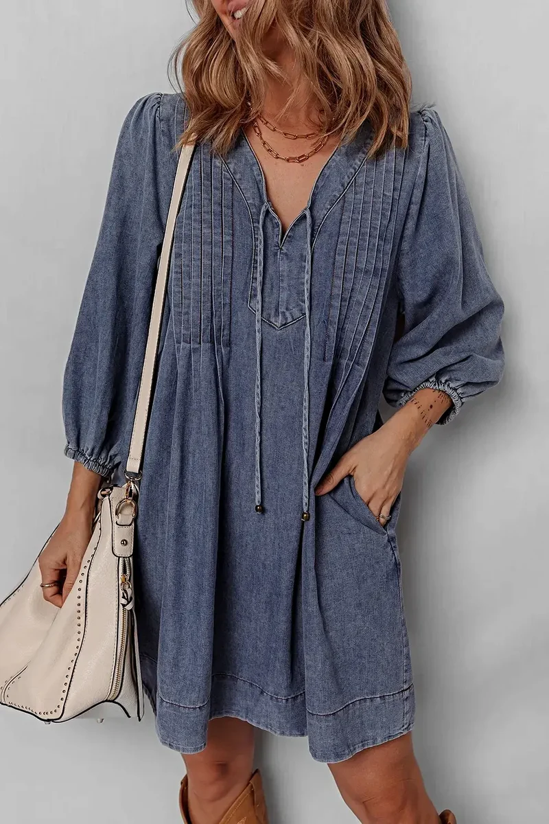 Elegante denim jurk met strik bij de hals en lange mouwen - 100% katoen, licht elastisch, minilengte