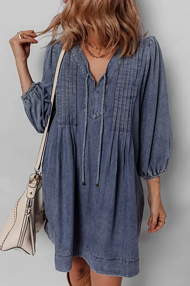 Elegante denim jurk met strik bij de hals en lange mouwen - 100% katoen, licht elastisch, minilengte