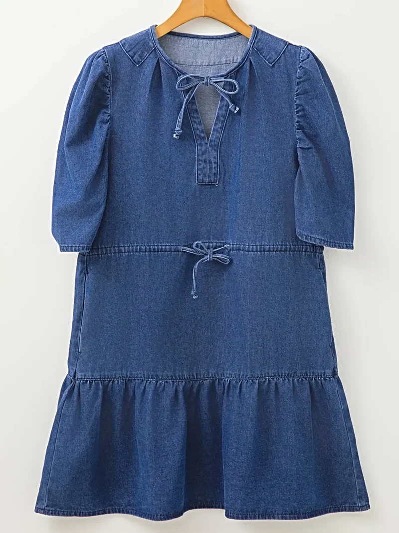 Elegante denimjurk met hoge taille, trekkoord en pofmouwen - minilengte