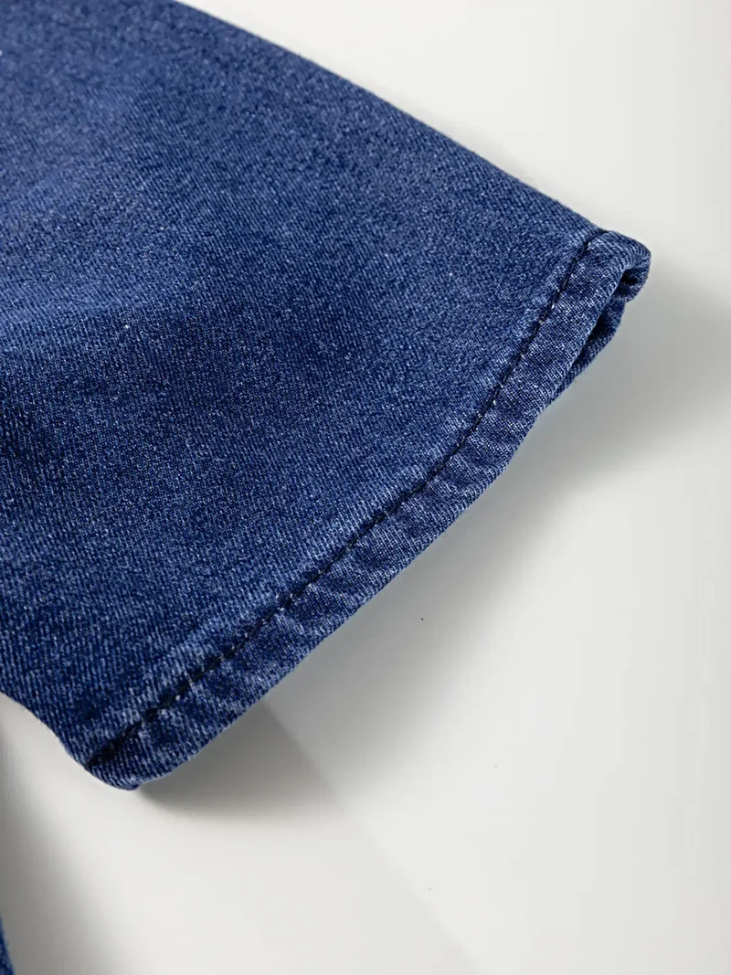 Elegante denimjurk met hoge taille, trekkoord en pofmouwen - minilengte