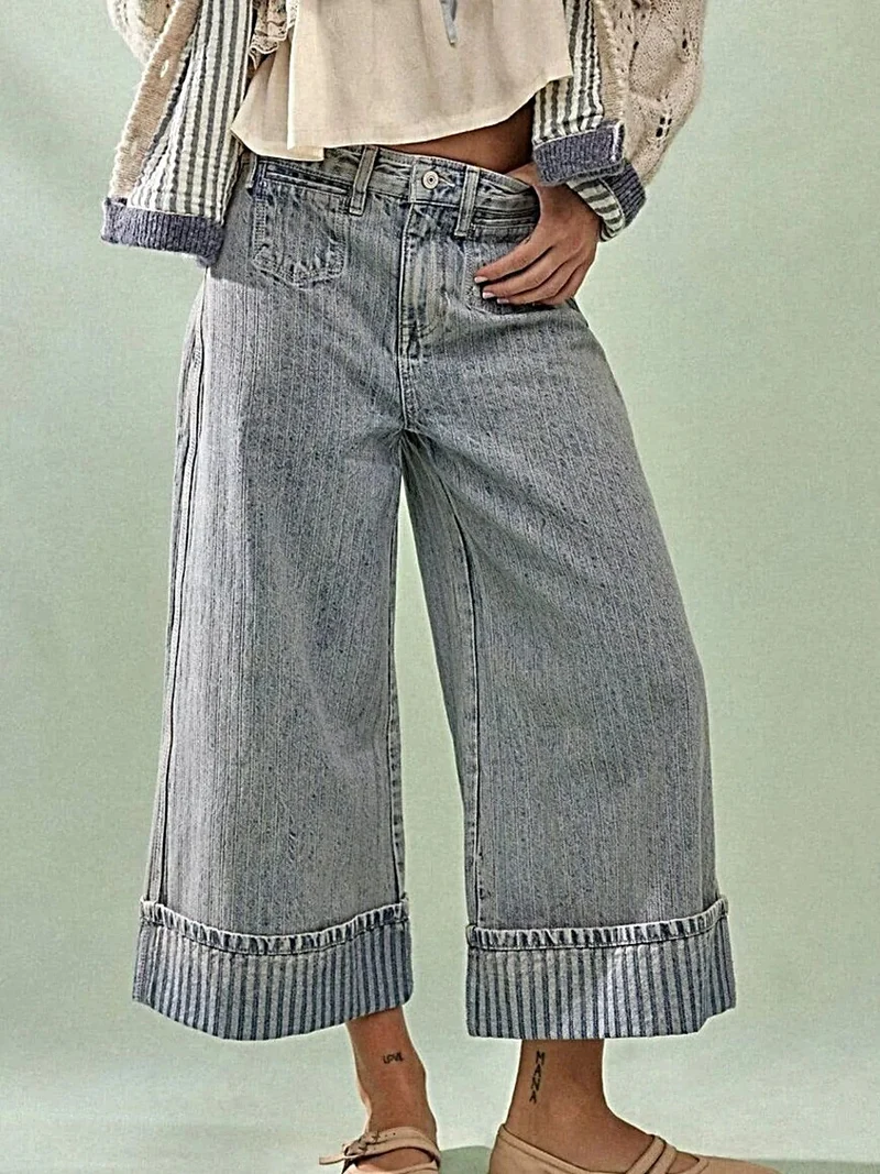 Luxe cropped jeans met wijde pijpen en zakken, 85% katoenmix, machinewasbaar.