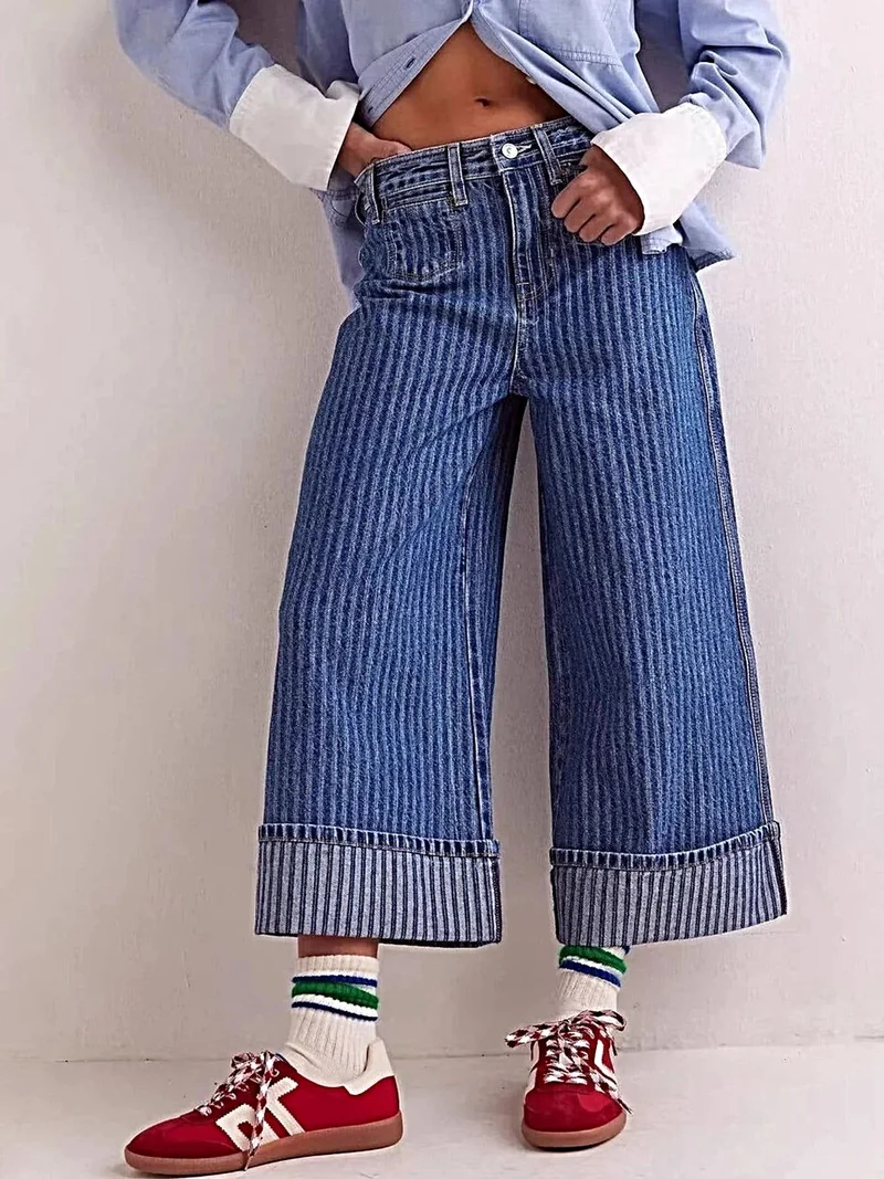 Luxe cropped jeans met wijde pijpen en zakken, 85% katoenmix, machinewasbaar.