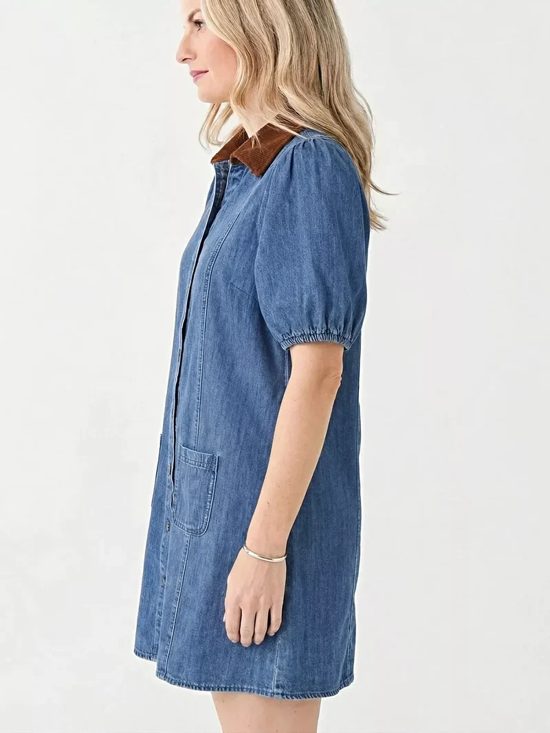 Elegante denim jurk met korte mouwen en zakken - tijdloze stijl voor een moeiteloos casual chique look.