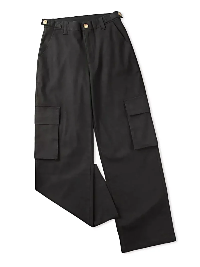 Elegante cargo jeans met hoge taille, zakken en een stijlvolle wijde pijp.