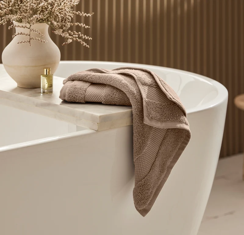 Neville Plush Bath Towel Virtual Set - Error Handling