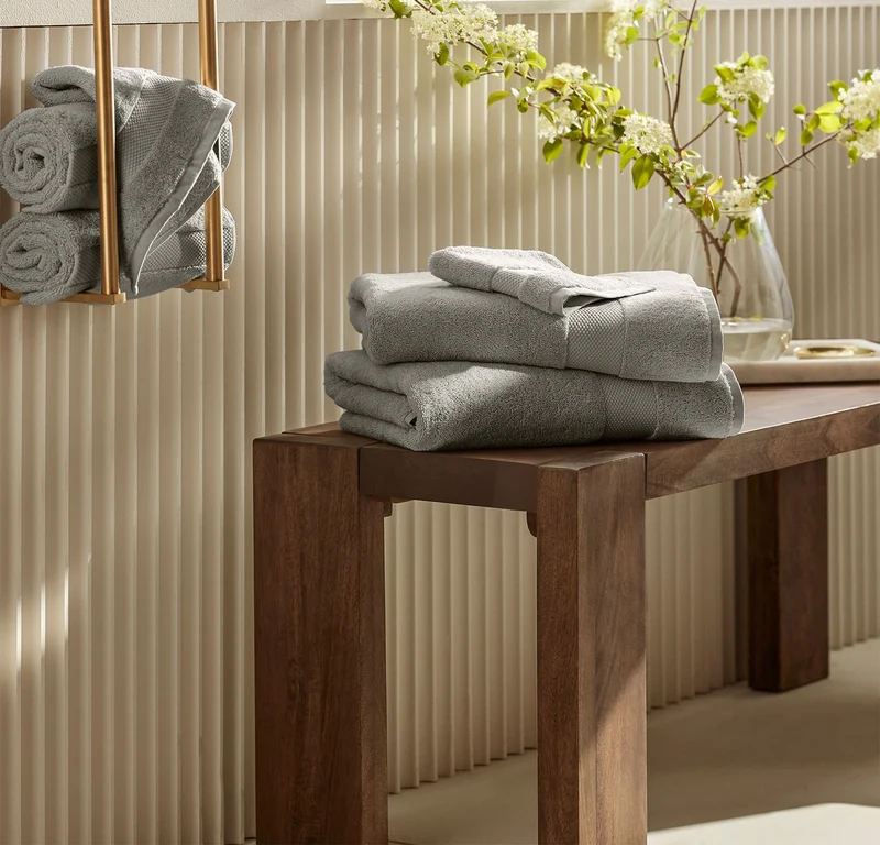 Neville Plush Bath Towel Virtual Set - Error Handling