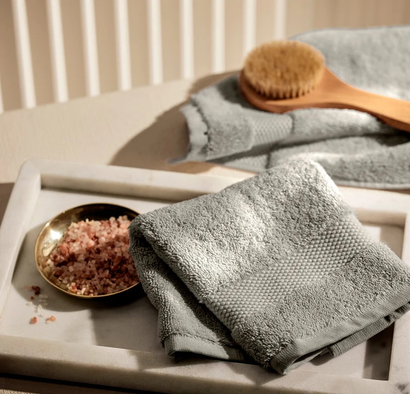 Neville Plush Bath Towel Virtual Set - Error Handling