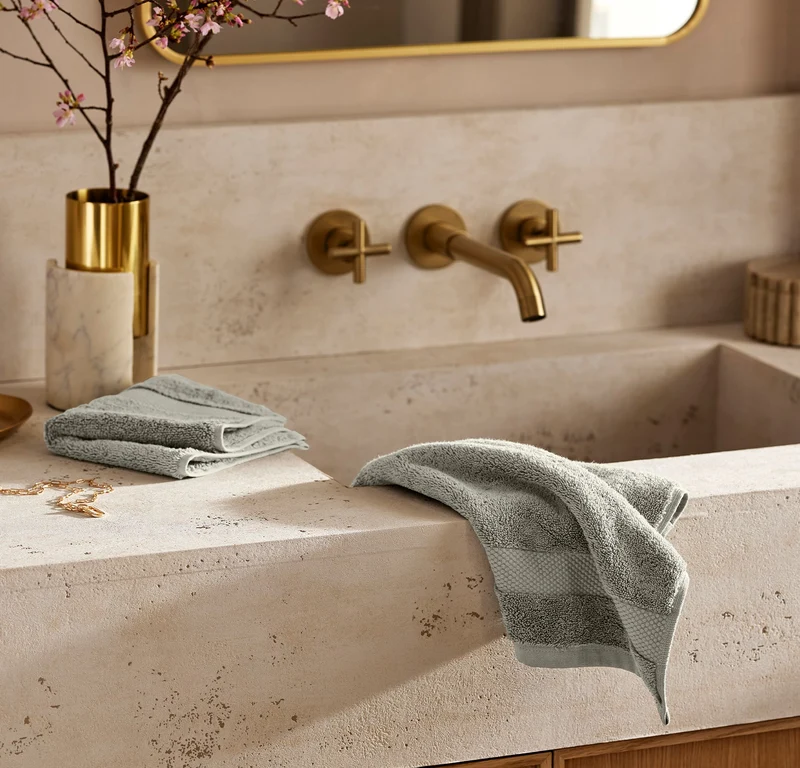 Neville Plush Bath Towel Virtual Set - Error Handling