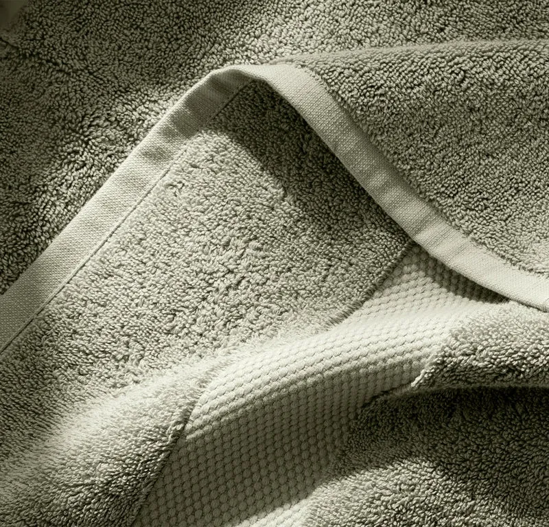 Plush Bath Towel Set