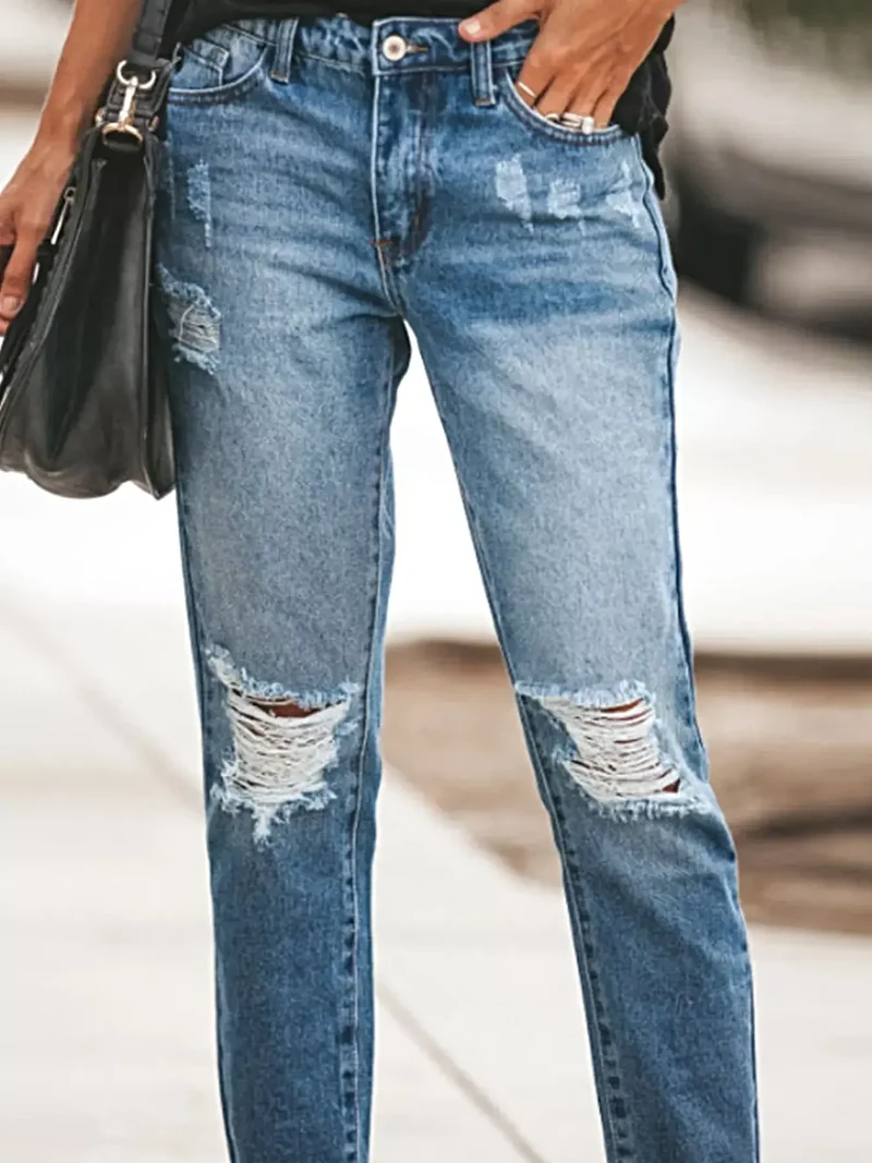 Geef je stijl een boost met deze jeans met verwassen look en rafelige zoom - 85% katoenmix