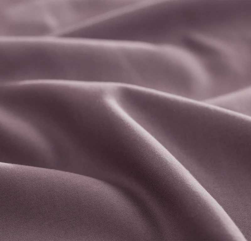 Signature Hemmed Fabric Swatch - Plum
